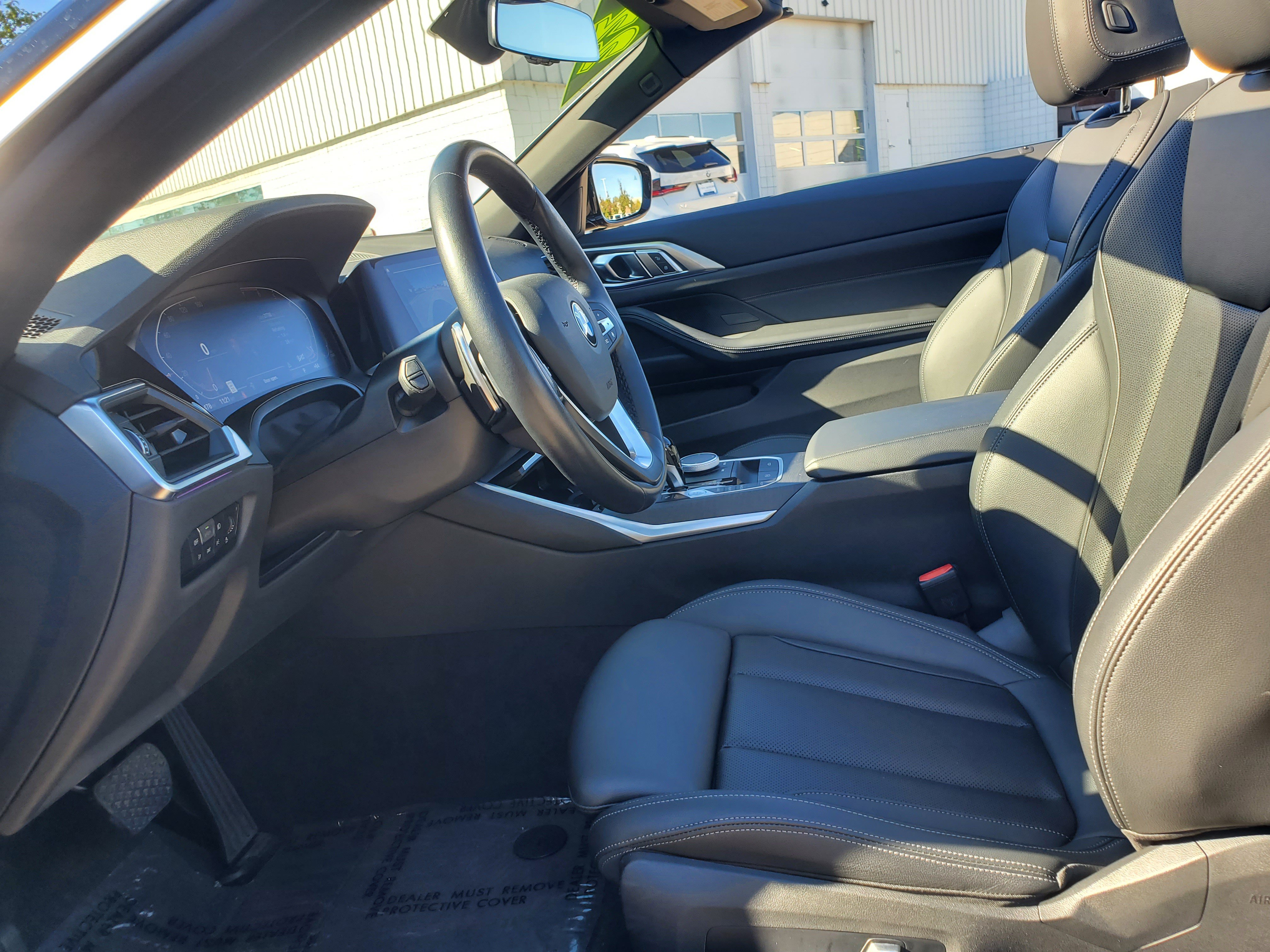 Used 2022 BMW 430i xDrive Convertible w/ Convenience Package AWD/4WD image 9