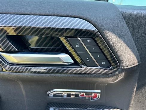 New 2025 GMC Sierra 1500 AT4 w/ AT4 Premium Package image 26