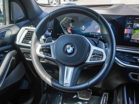 Used 2026 BMW X5 sDrive40i w/ M Sport Package RWD image 15