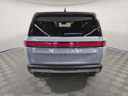 Used 2023 Rivian R1S Adventure image 4
