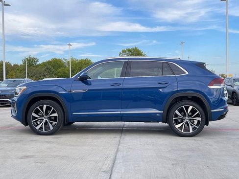New 2026 Volkswagen Atlas Cross Sport SEL Premium R-Line image 3