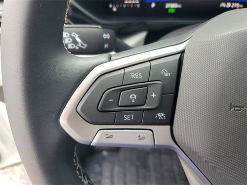 Certified 2023 Volkswagen Taos S image 18