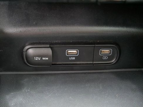 Used 2023 Kia K5 GT-Line image 40