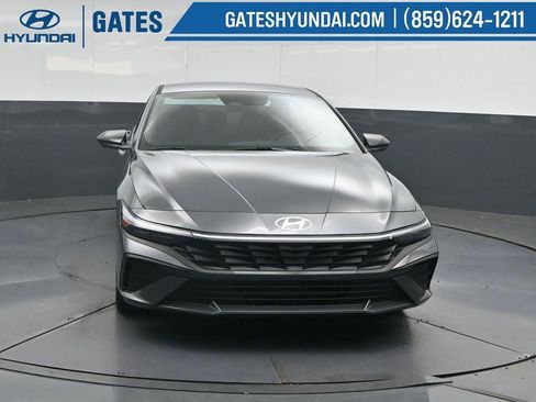 New 2026 Hyundai Elantra Sport FWD image 5
