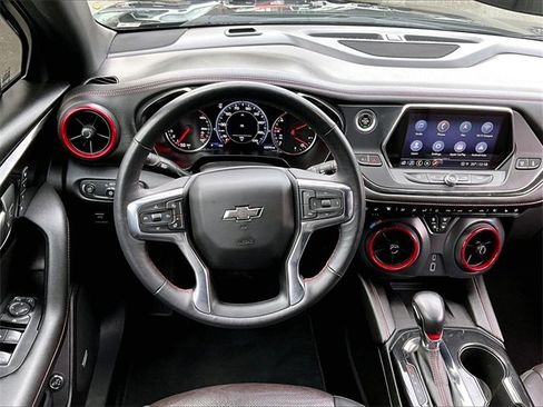 Used 2022 Chevrolet Blazer RS w/ Enhanced Convenience Package image 5