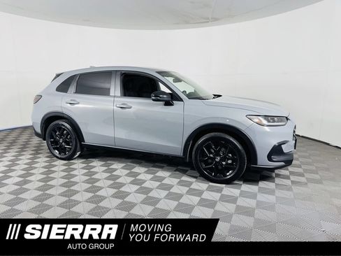 Used 2024 Honda HR-V Sport image 1