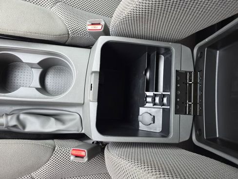 Used 2021 Nissan Frontier SV w/ Midnight Edition Floor Mats AWD/4WD image 26