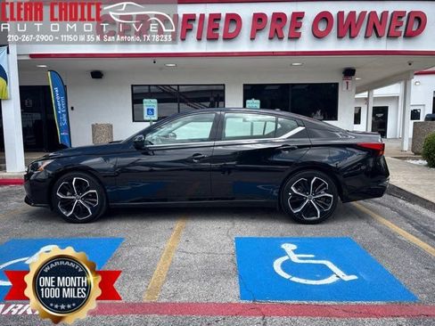 Used 2024 Nissan Altima 2.5 SR FWD image 1