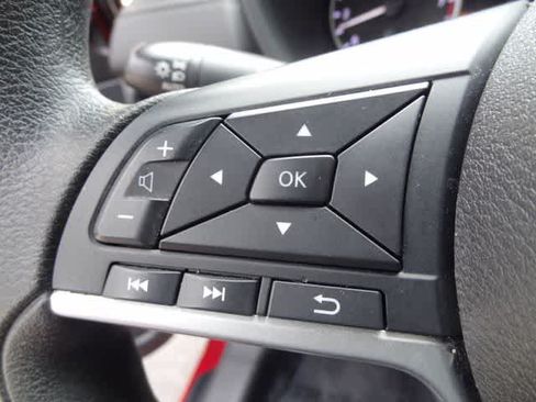Used 2024 Nissan Sentra SV FWD image 16