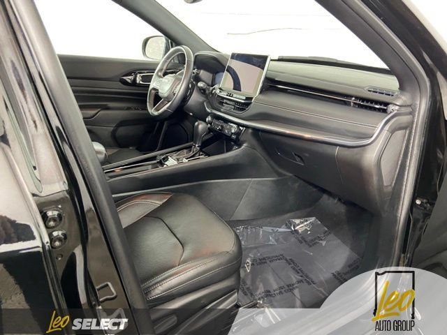 Used 2022 Jeep Compass High Altitude AWD/4WD image 22