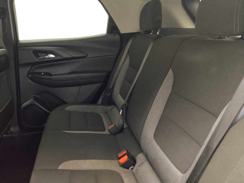Used 2021 Chevrolet TrailBlazer LT w/ Convenience Package FWD image 18