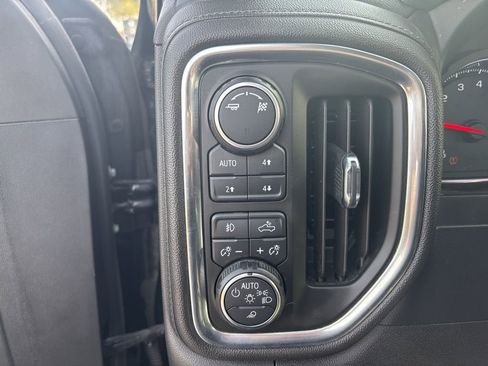 Used 2019 Chevrolet Silverado 1500 LT Trail Boss image 45