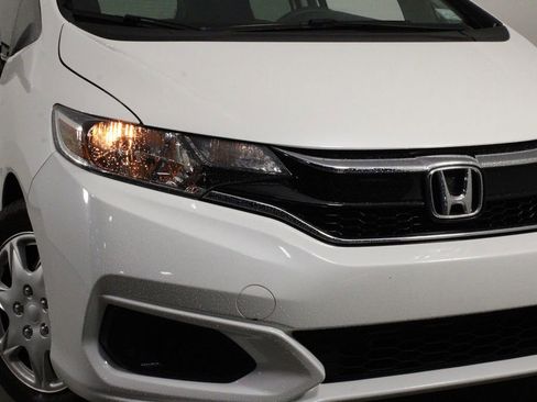 Used 2020 Honda Fit LX image 34