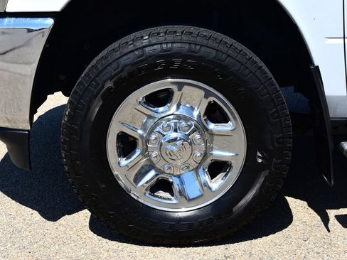Used 2023 RAM 2500 Big Horn w/ Protection Group AWD/4WD image 6