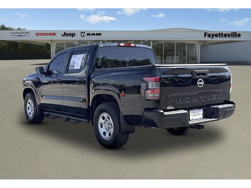 Used 2022 Nissan Frontier S w/ Technology Package RWD image 5