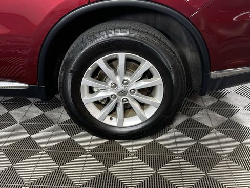 Certified 2023 Dodge Durango SXT image 11