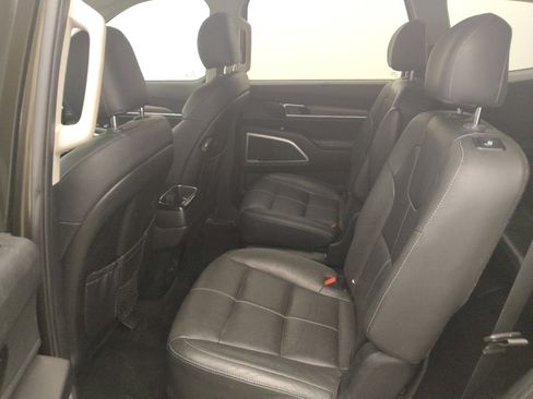 Used 2020 Kia Telluride EX w/ EX Premium Package AWD/4WD image 18