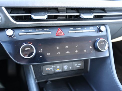 Used 2024 Hyundai Sonata SEL w/ Convenience Package image 22