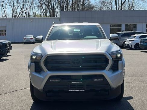 New 2026 Toyota Tacoma SR5 AWD/4WD image 2