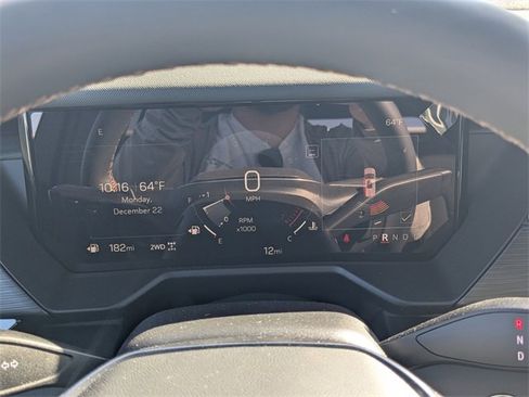 New 2025 GMC Acadia AT4 image 28