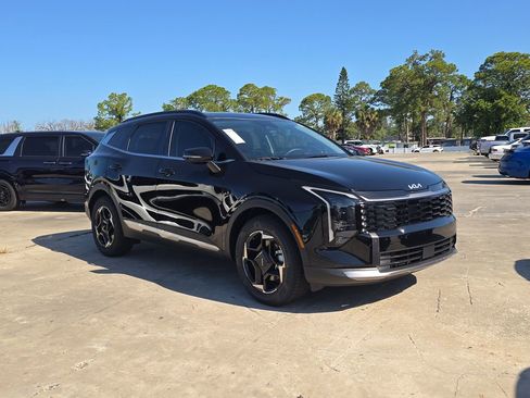 New 2026 Kia Sportage EX FWD image 2