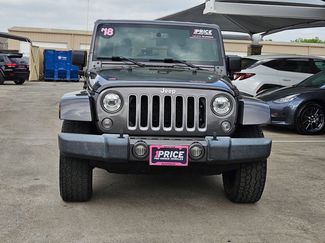 Used 2018 Jeep Wrangler Unlimited Sahara w/ Connectivity Group video 2