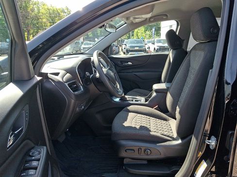 Used 2023 Chevrolet Equinox LT w/ LPO, Floor Liner Package FWD image 13