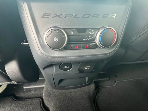 New 2026 Ford Explorer ST-Line w/ ST-Line Street Pack image 16