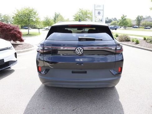 Used 2023 Volkswagen ID.4 Pro S AWD/4WD image 4