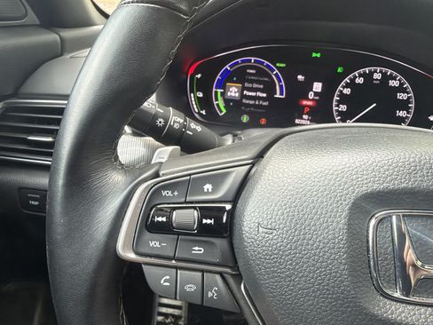 Used 2022 Honda Accord Sport image 27