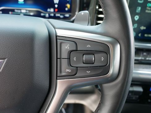 Used 2023 Chevrolet Silverado 1500 LTZ AWD/4WD image 25