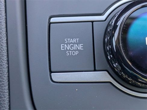 New 2026 Volkswagen Tiguan SE image 33