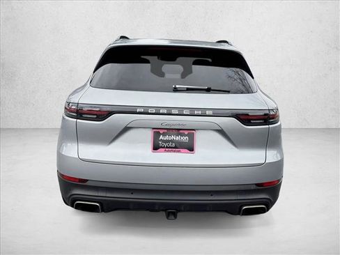 Used 2020 Porsche Cayenne AWD/4WD image 6