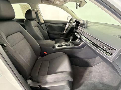 Used 2025 Honda Civic LX image 29