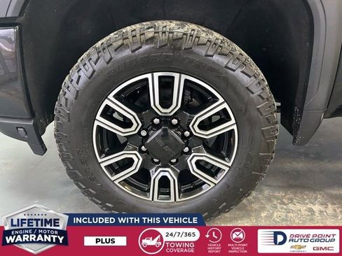 Used 2020 GMC Sierra 2500 AT4 w/ AT4 Premium Package image 10