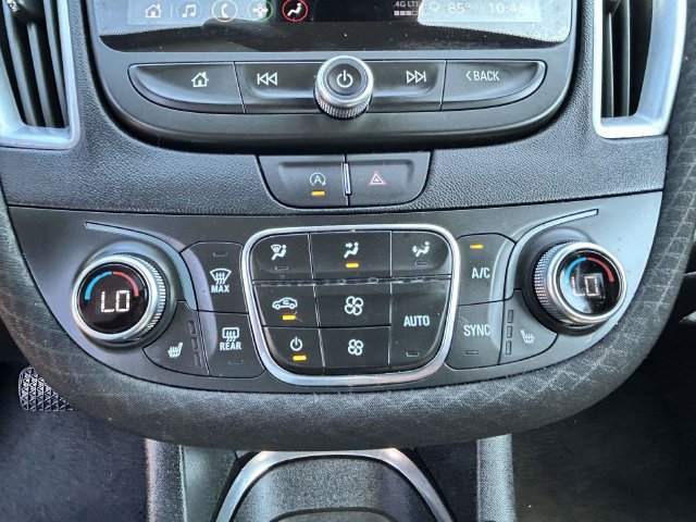 Used 2025 Chevrolet Malibu LT FWD image 14