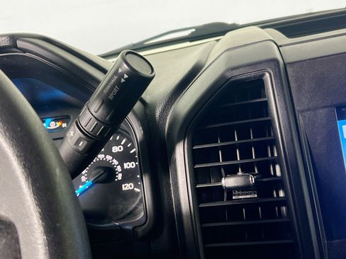Used 2017 Ford F150 XL w/ Equipment Group 101A Mid RWD image 23