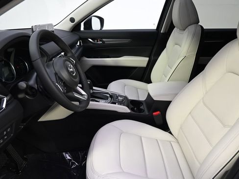 New 2025 MAZDA CX-5 AWD 2.5 S w/ Premium Plus Pkg image 13