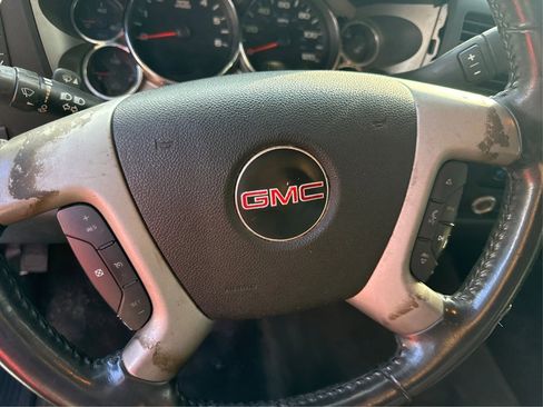 Used 2010 GMC Sierra 1500 SLE w/ Regional Value Package image 11