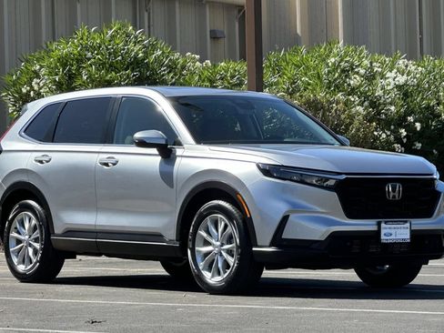 Used 2025 Honda CR-V EX-L image 10