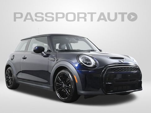 Used 2022 MINI Cooper S image 3