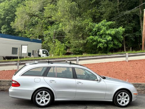 Used 2008 Mercedes-Benz E 350 4MATIC Wagon image 6