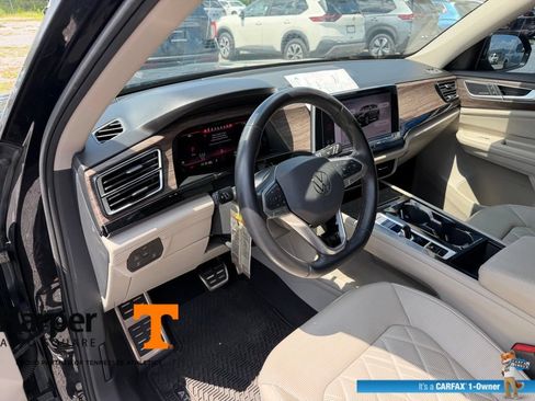 Used 2024 Volkswagen Atlas SEL Premium R-Line AWD/4WD image 14