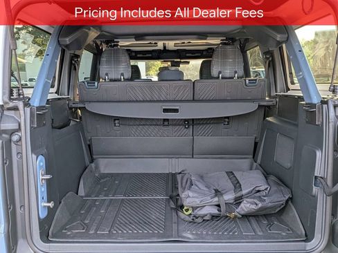Used 2025 Ford Bronco Heritage Edition AWD/4WD image 13