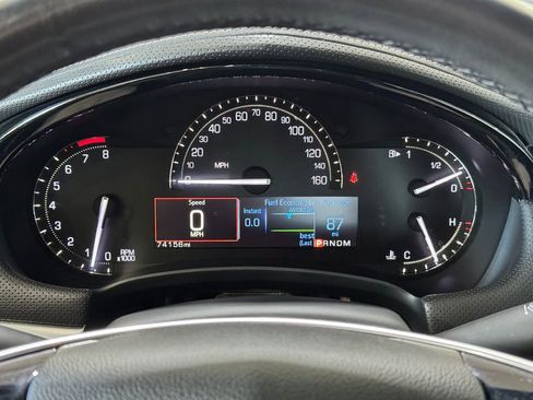 Used 2019 Cadillac XTS Luxury image 11