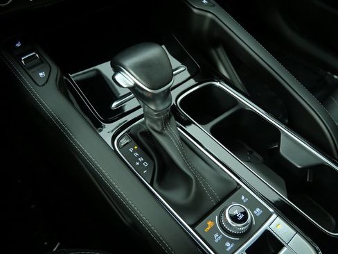 Used 2025 Kia Telluride AWD image 33