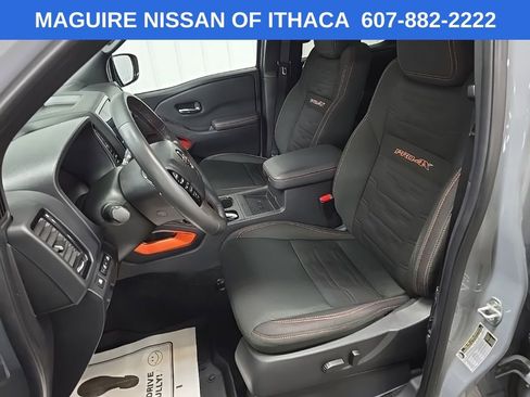 Used 2023 Nissan Frontier PRO-4X w/ Pro Convenience Package AWD/4WD image 29