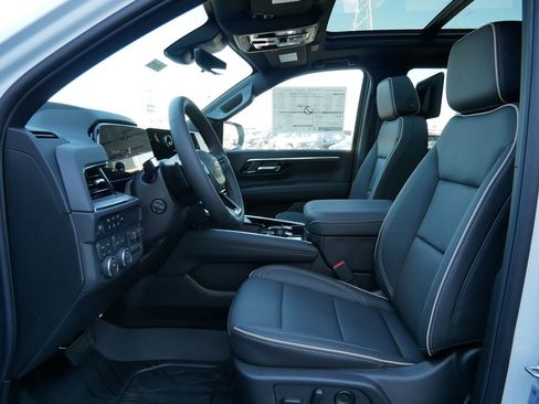 New 2026 Chevrolet Tahoe Premier image 13