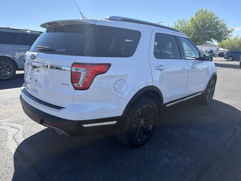 Used 2018 Ford Explorer Limited AWD/4WD image 5