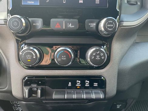 Used 2025 RAM 1500 Classic Warlock image 17